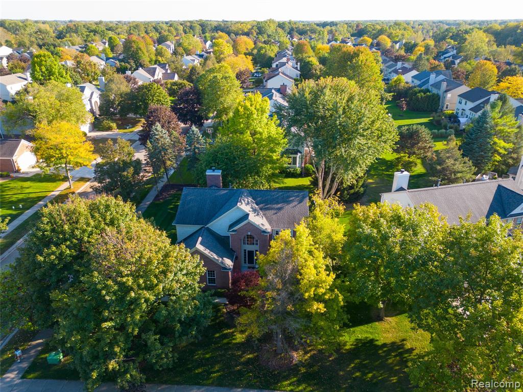 702 Westhills Drive, South Lyon, MI 48178 — Photo 13