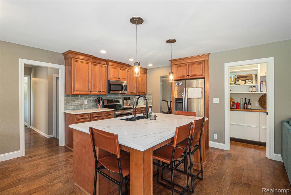 6306 Kings Knoll Road, Grand Blanc, MI 48439 — Photo 13