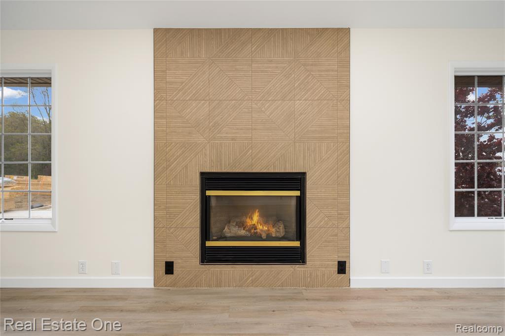 9047 Gale Road, White Lake, MI — Photo 46
