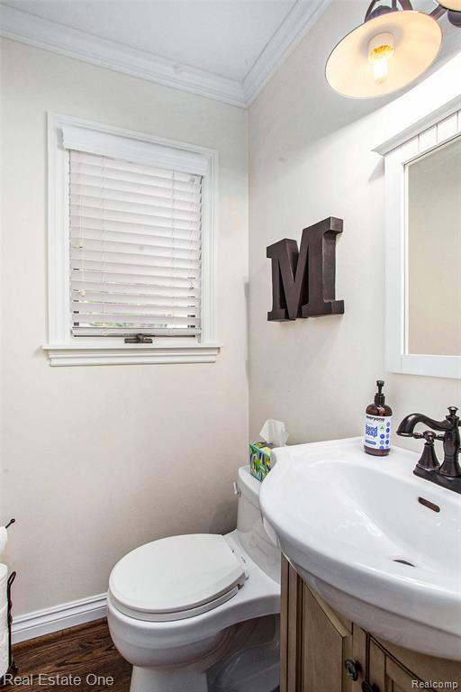 4238 Greensboro Drive, Troy, MI 48085 — Photo 10