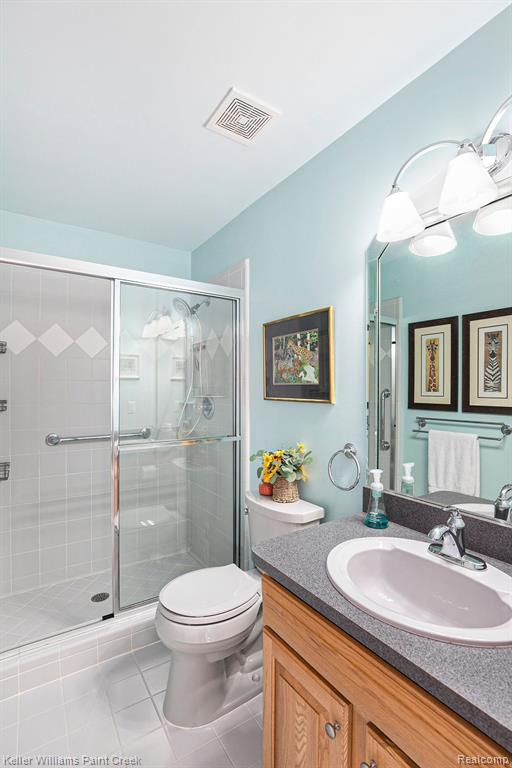 54660 BERRYFIELD Drive, Macomb, MI 48042 — Photo 18