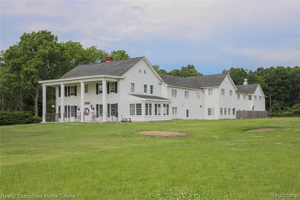 9334 River Road, Algonac, MI, 48001