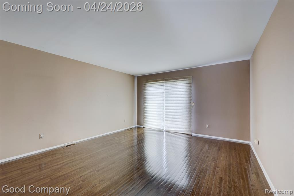 57156 Faircrest Drive, Washington, MI — Photo 4