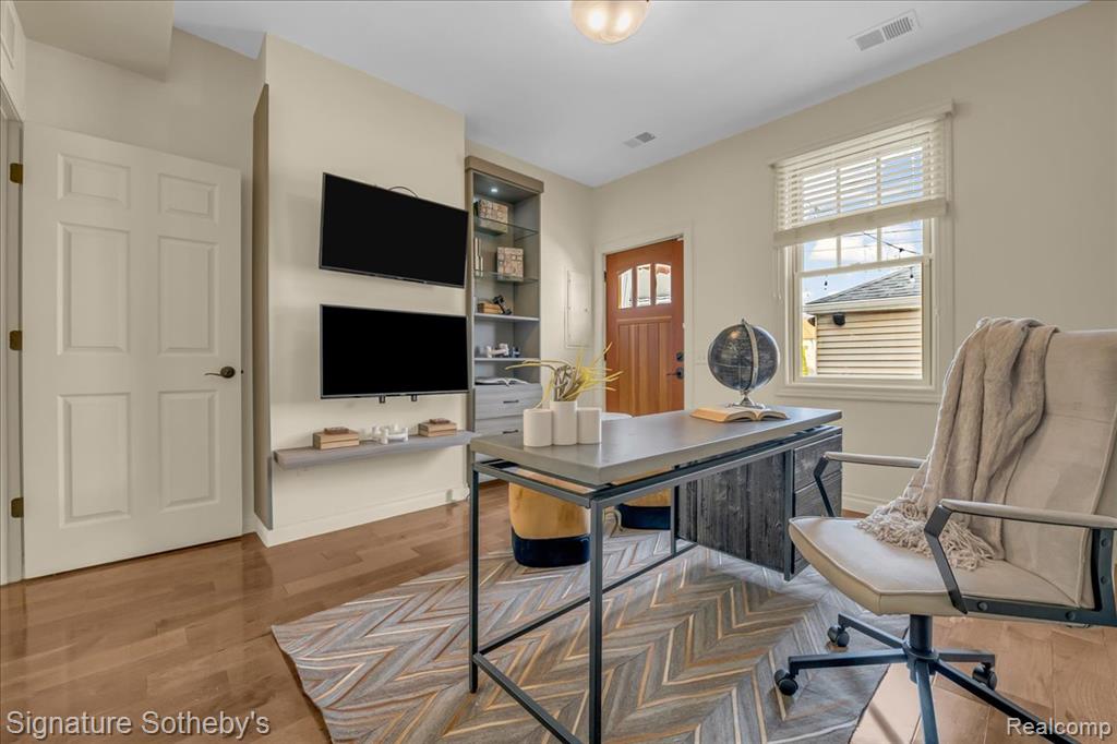 621 DEWEY Street, Royal Oak, MI 48067 — Photo 9