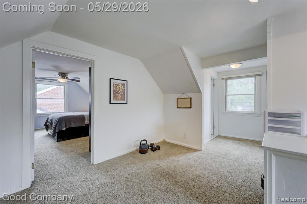 10074 Lincoln Drive, Huntington Woods, MI — Photo 35
