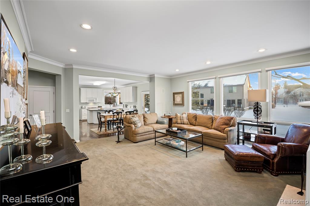 5087 Village Place Court, West Bloomfield, MI — Photo 19