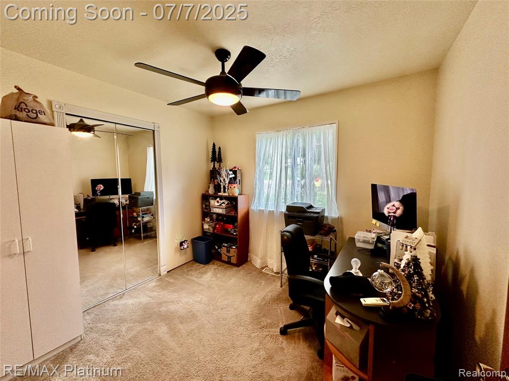 5729 Crandall Road, Howell, MI 48855 — Photo 14