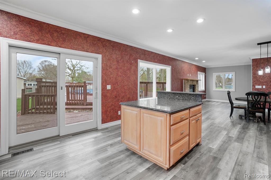 4196 LARK Lane, Flint, MI 48506 — Photo 16