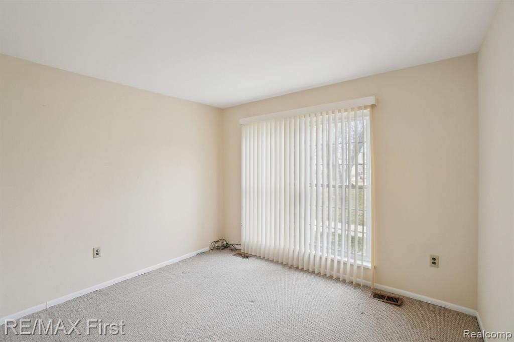 22768 RENFORD Street, Novi, MI — Photo 18