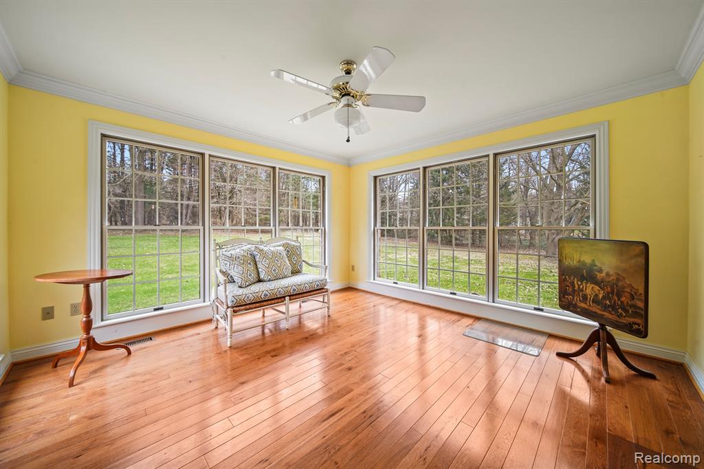 9856 Rattalee Lake Road, Clarkston, MI 48348 — Photo 16