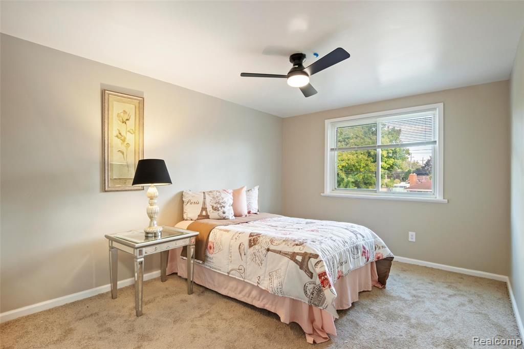 8818 Clippert Street, Taylor, MI 48180 — Photo 19