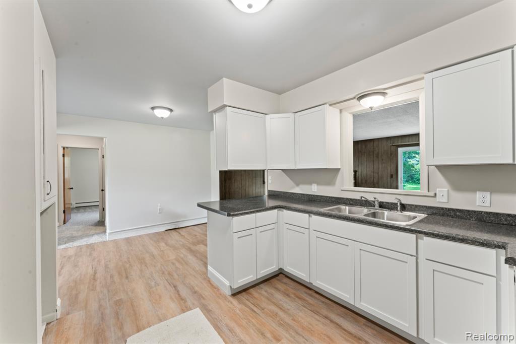 4089 Day Street, Burton, MI 48519 — Photo 21