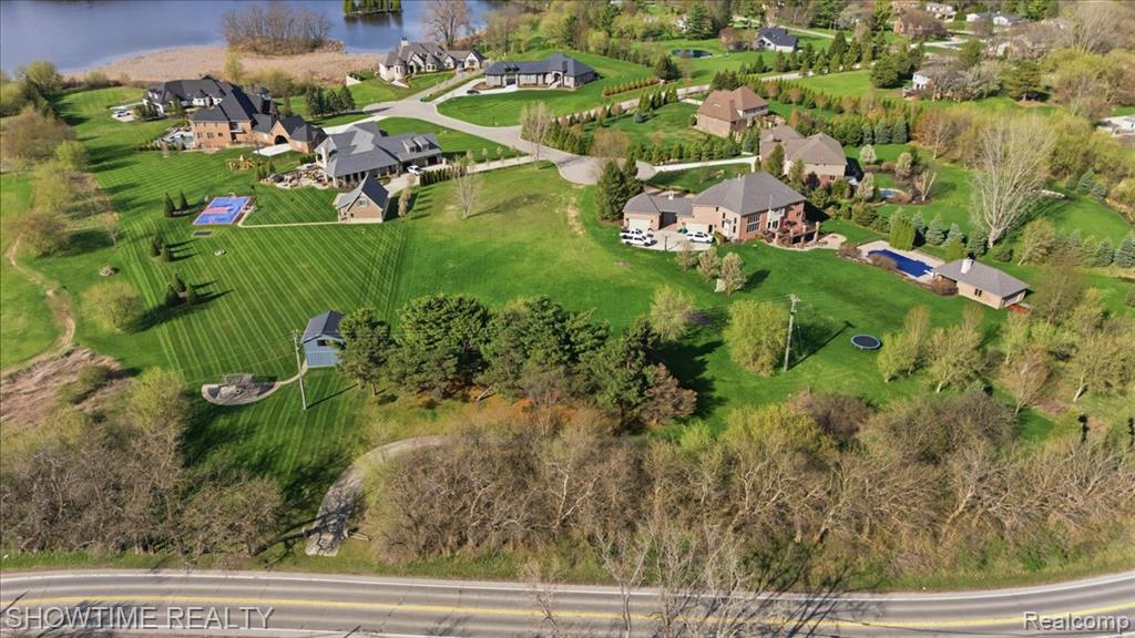 69225 Lake Point Court, Romeo, MI 48065 — Photo 23