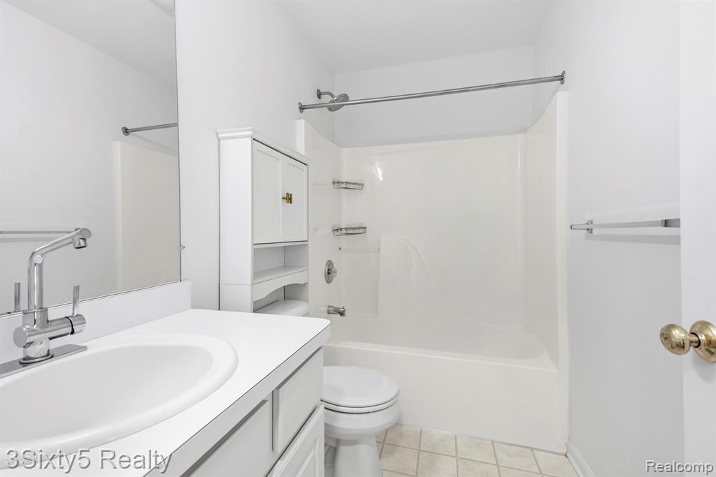 3982 Bridle Pass, Ann Arbor, MI 48108 — Photo 10
