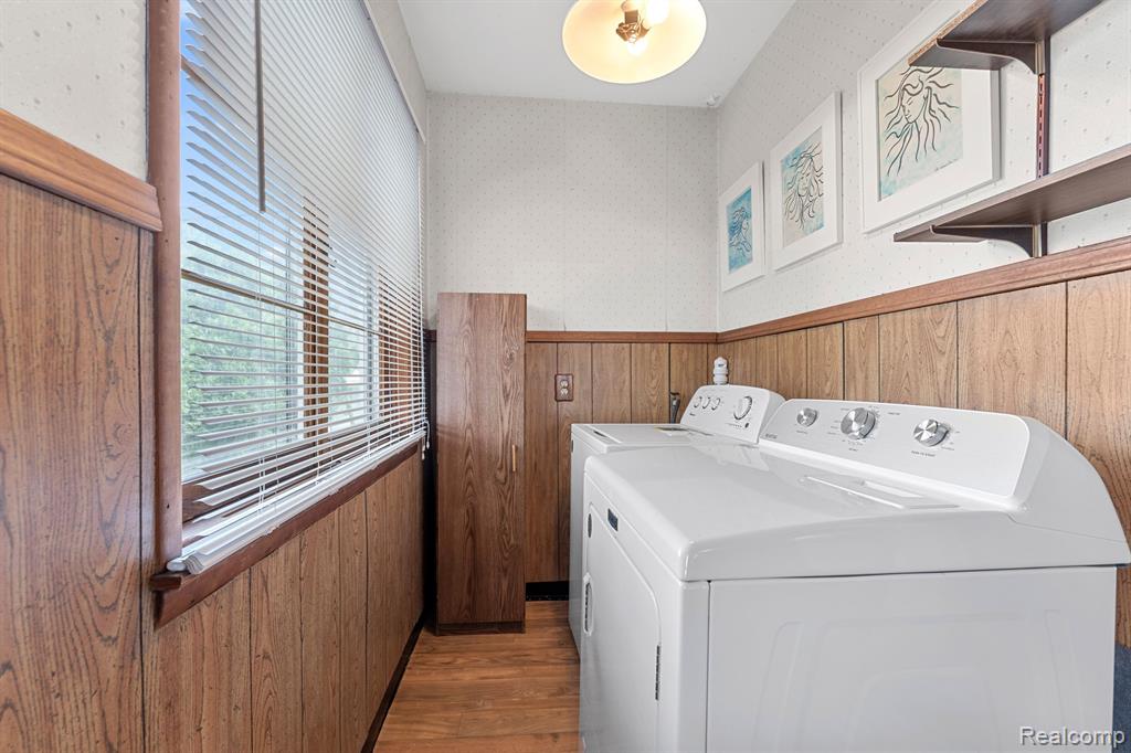 512 POPLAR Street, Wyandotte, MI 48192 — Photo 10