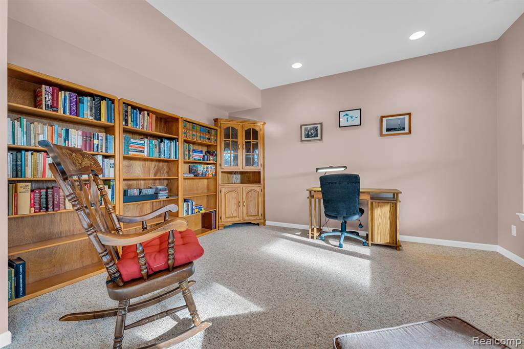 620 FAIRWAYS Lane, Chelsea, MI 48118 — Photo 37
