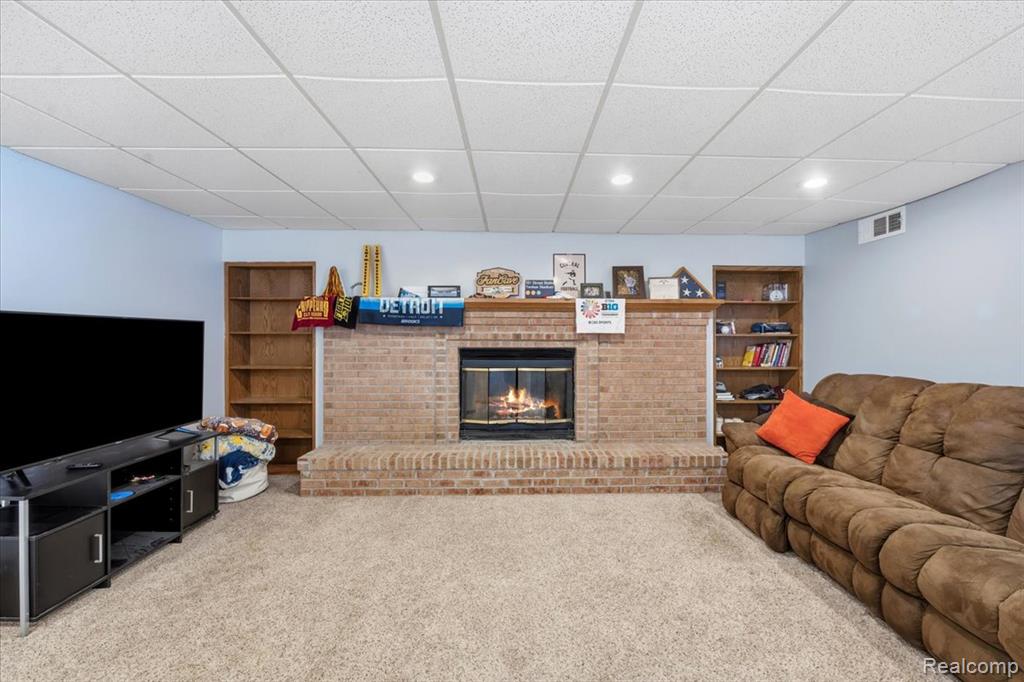 5372 Princeton Court, Brighton, MI 48116 — Photo 31