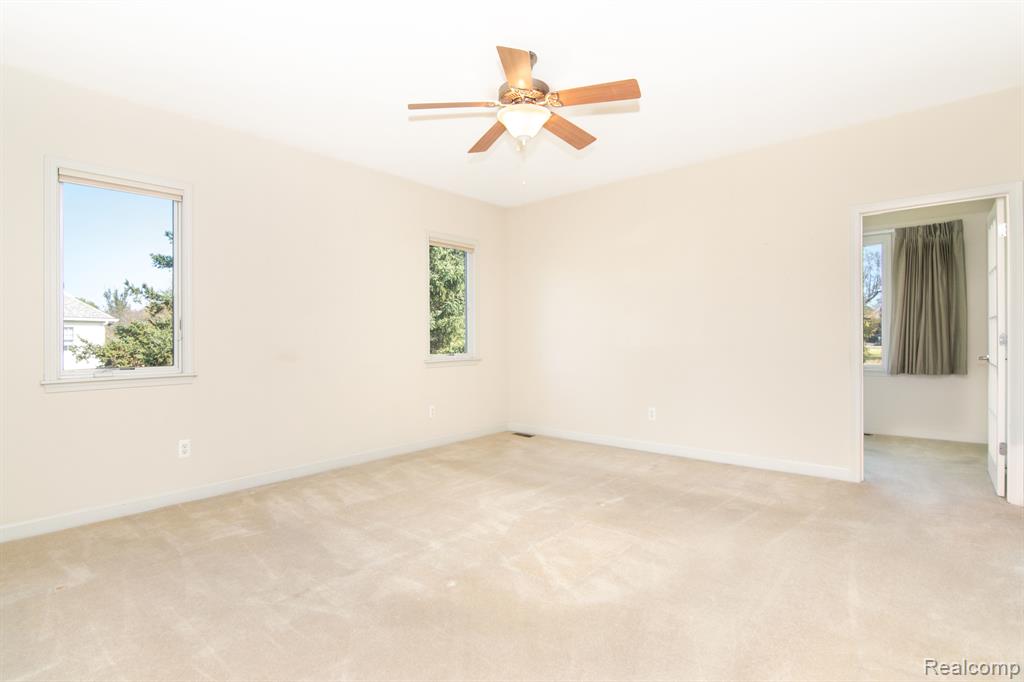 2481 ANDREW THOMAS Trail, Ann Arbor, MI 48103 — Photo 32