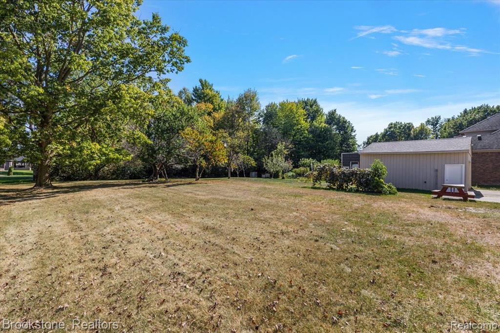 49650 Card Road, Macomb, MI 48044 — Photo 20