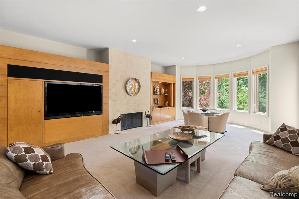 8479 Misty, Grand Blanc, MI 48439 — Photo 16