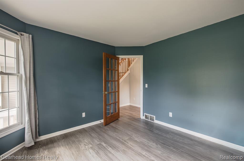 8088 Denton Hill Road, Fenton, MI 48430 — Photo 16