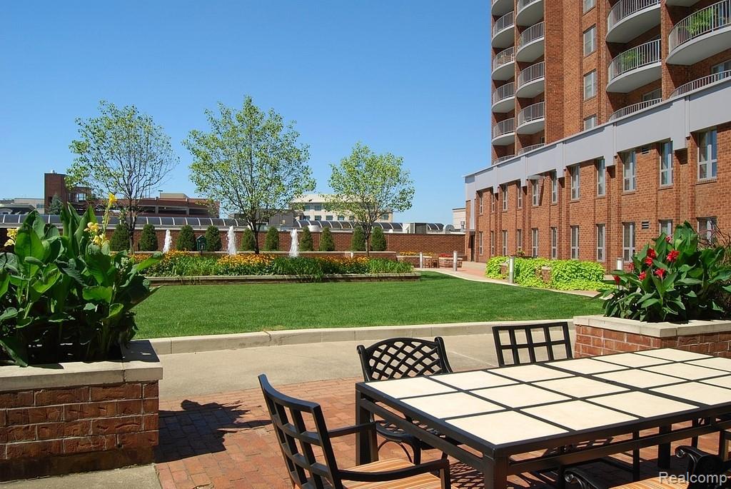 411 S Old Woodward Avenue, Birmingham, MI 48009 — Photo 13