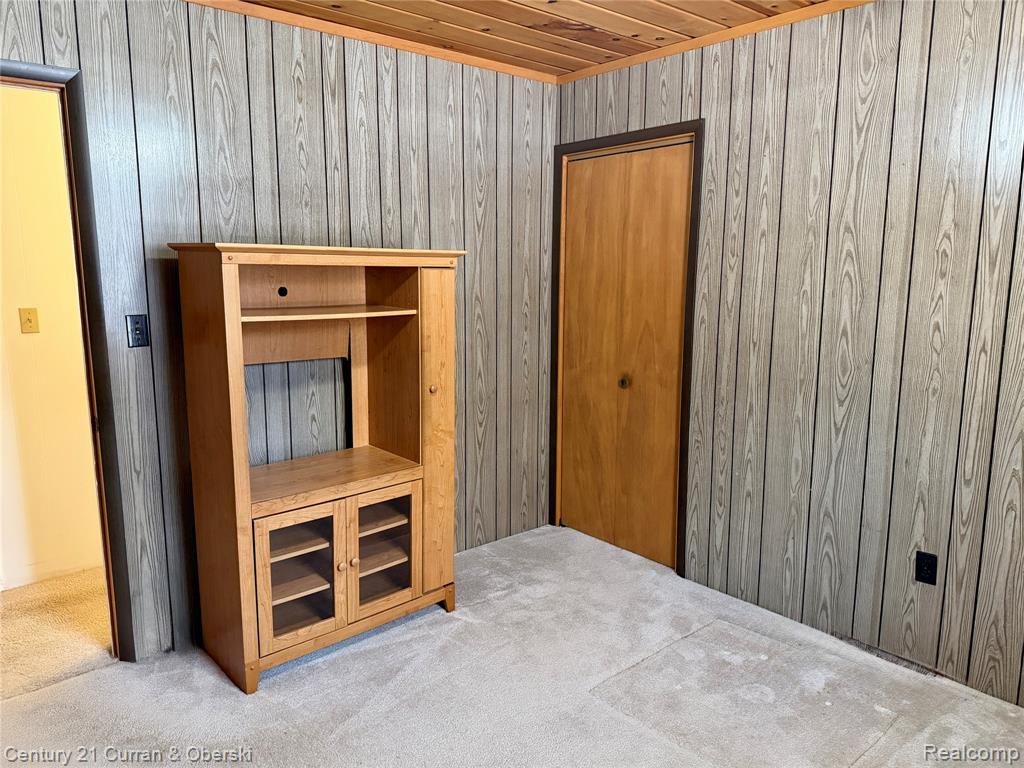 105 Northern Oaks Drive, Houghton Lake, MI 48629 — Photo 26