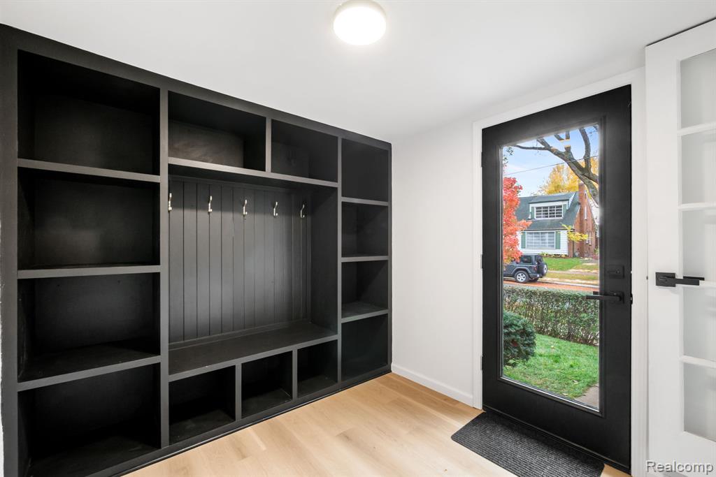 602 Lawson Street, Royal Oak, MI 48067 — Photo 9