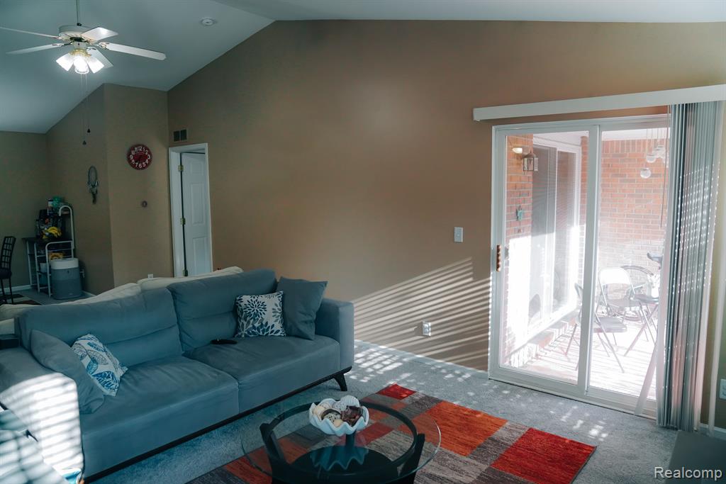 44840 MARIGOLD Drive, Sterling Heights, MI 48314 — Photo 15