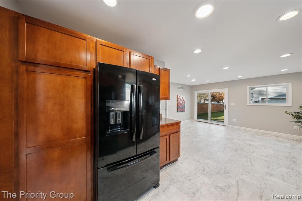 5235 Drayton Road, Clarkston, MI — Photo 13