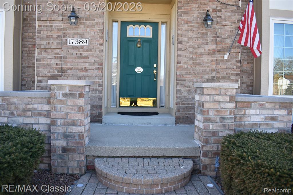 17389 Maple Hill Drive, Northville, MI 48168 — Photo 2