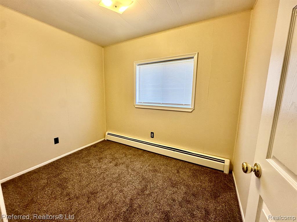 7695 HAZELTON Street, Dearborn Heights, MI 48127 — Photo 5