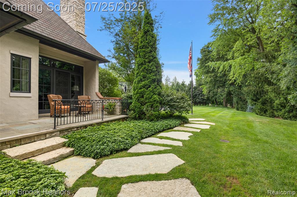 72 Lone Pine Road, Bloomfield Hills, MI 48304 — Photo 55
