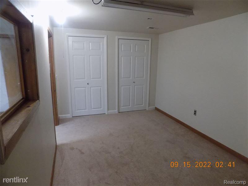 41223 SESAME Drive, Sterling Heights, MI 48314 — Photo 17