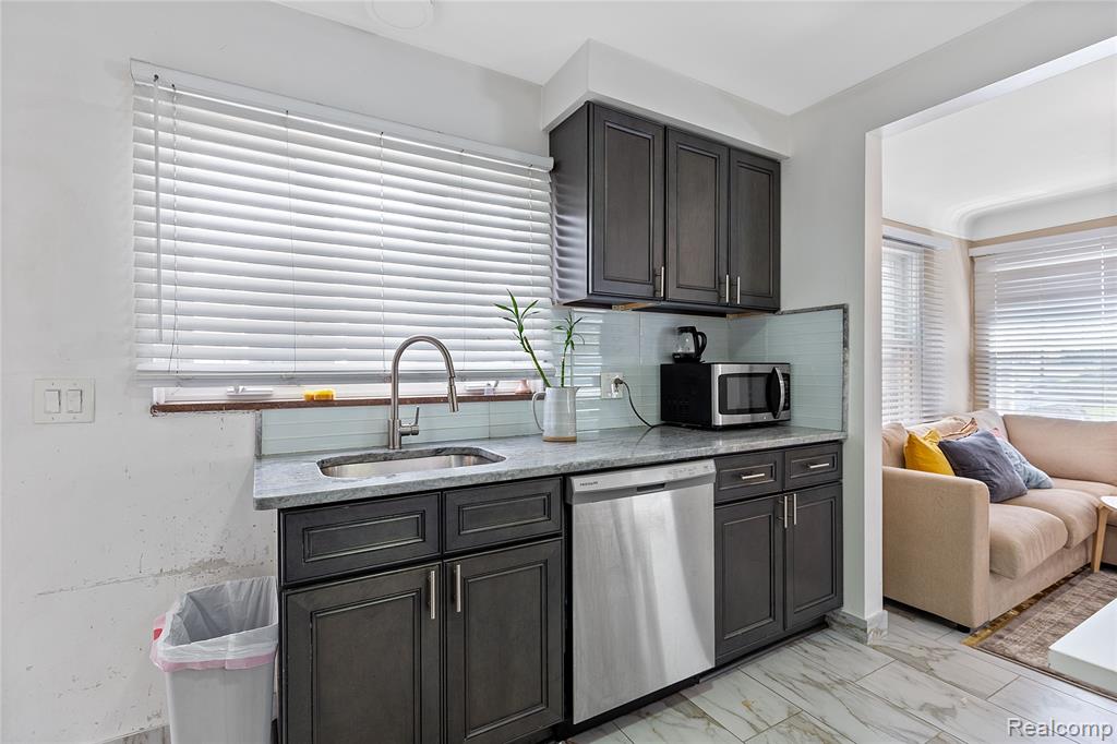 4757 Roemer Street, Dearborn, MI 48126 — Photo 13