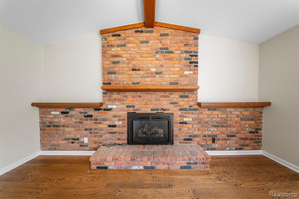 9415 Lakewood Drive, Grosse Ile, MI 48138 — Photo 17