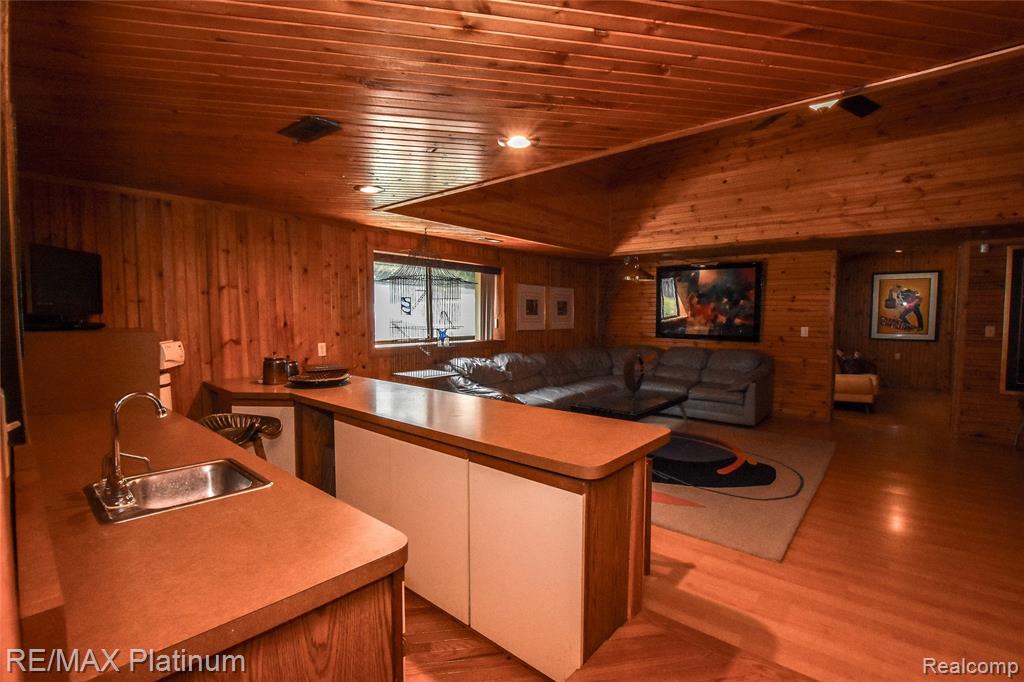 5160 Fenton Road, Fenton, MI 48430 — Photo 29