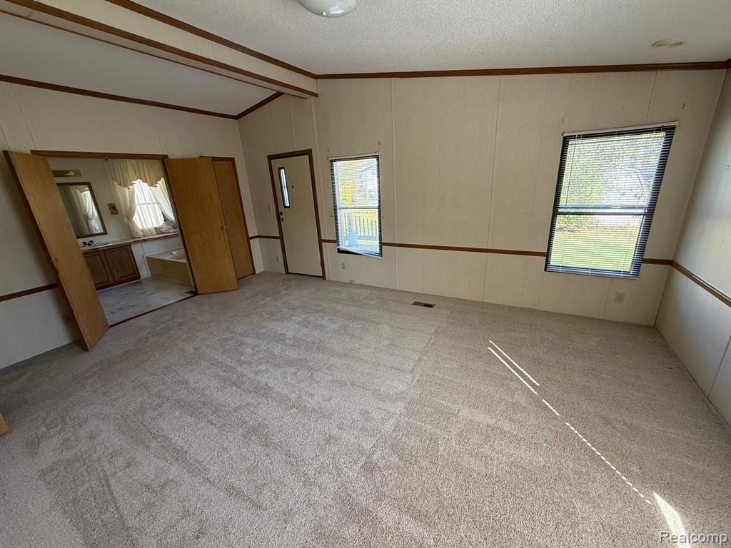 3028 E Bay Drive, Fenton, MI 48430 — Photo 7