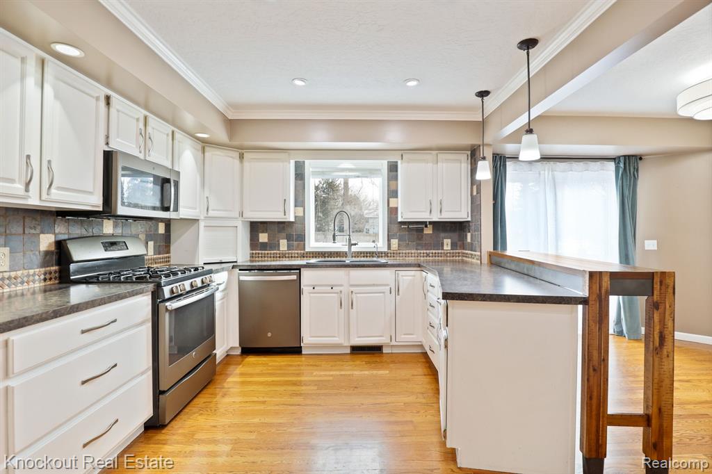 640 Timberwood Lane, Saginaw, MI 48609 — Photo 21