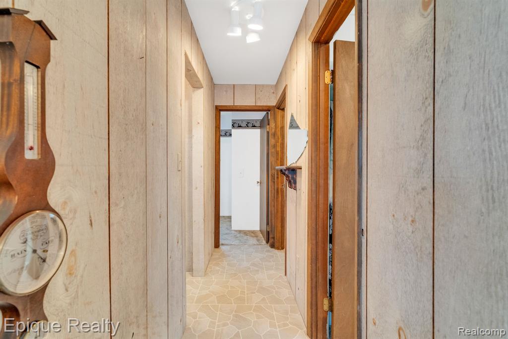 1962 INDIANWOOD Trail, West Branch, MI 48661 — Photo 32
