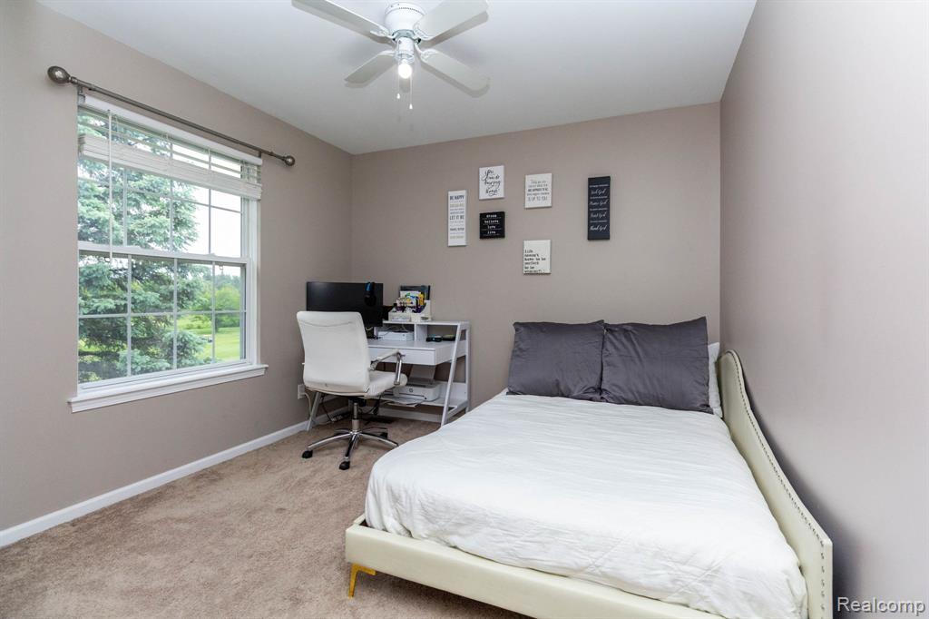 6075 Davison Road, Burton, MI 48509 — Photo 18