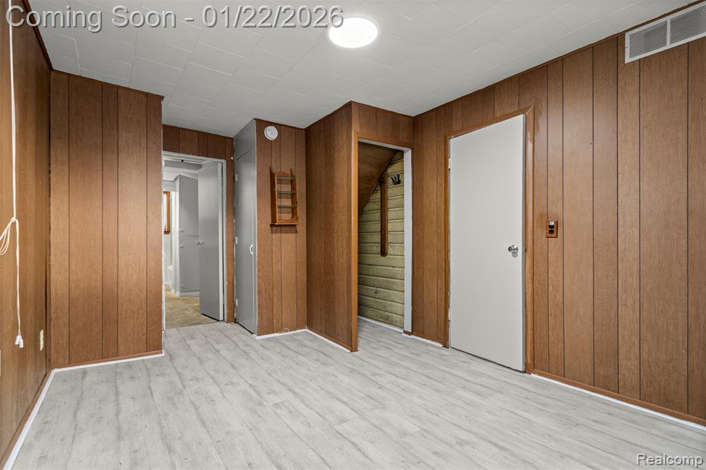5903 N Silvery Lane, Dearborn Heights, MI 48127 — Photo 27