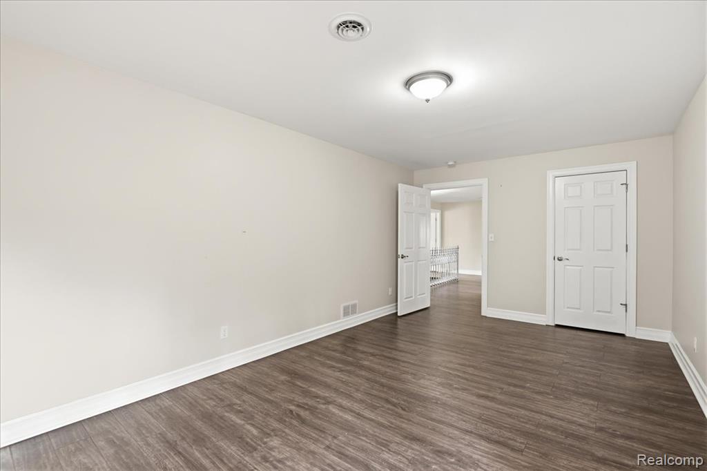 5060 Pratt Road, Metamora, MI 48455 — Photo 27