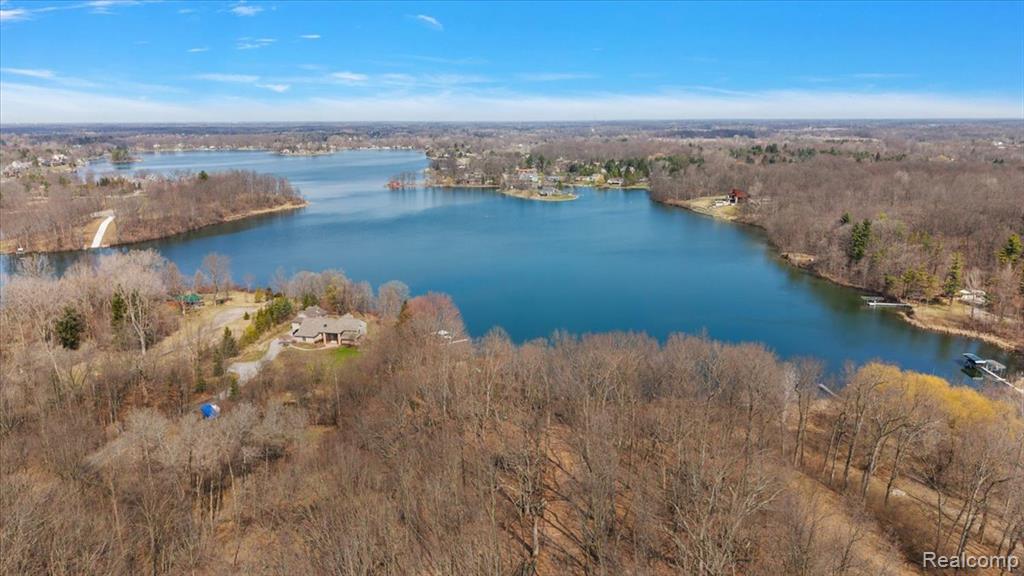10515 Horton Road, Goodrich Vlg, MI — Photo 6