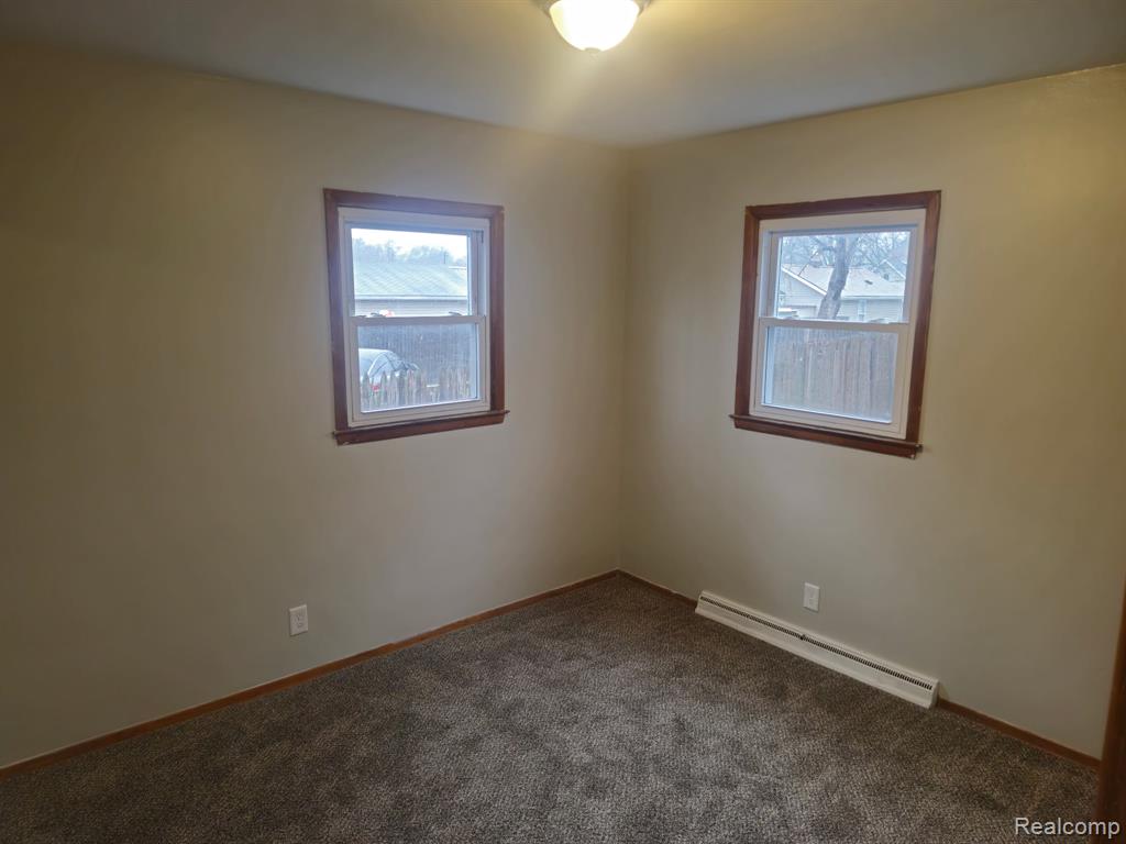 912 Markham Street, Flint, MI 48507 — Photo 7