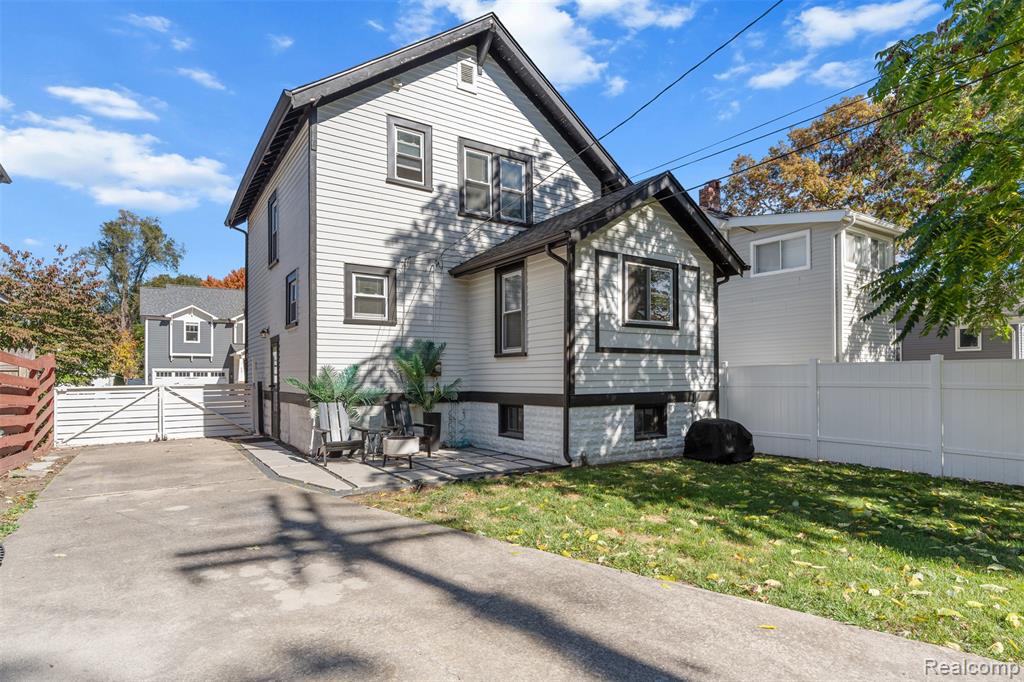 610 E Farnum Avenue, Royal Oak, MI 48067 — Photo 20