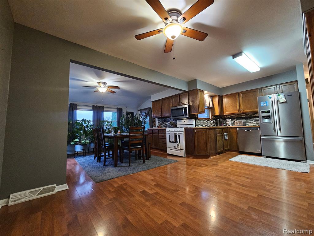 3544 BURNSLINE Road, Brown, MI 48416 — Photo 11