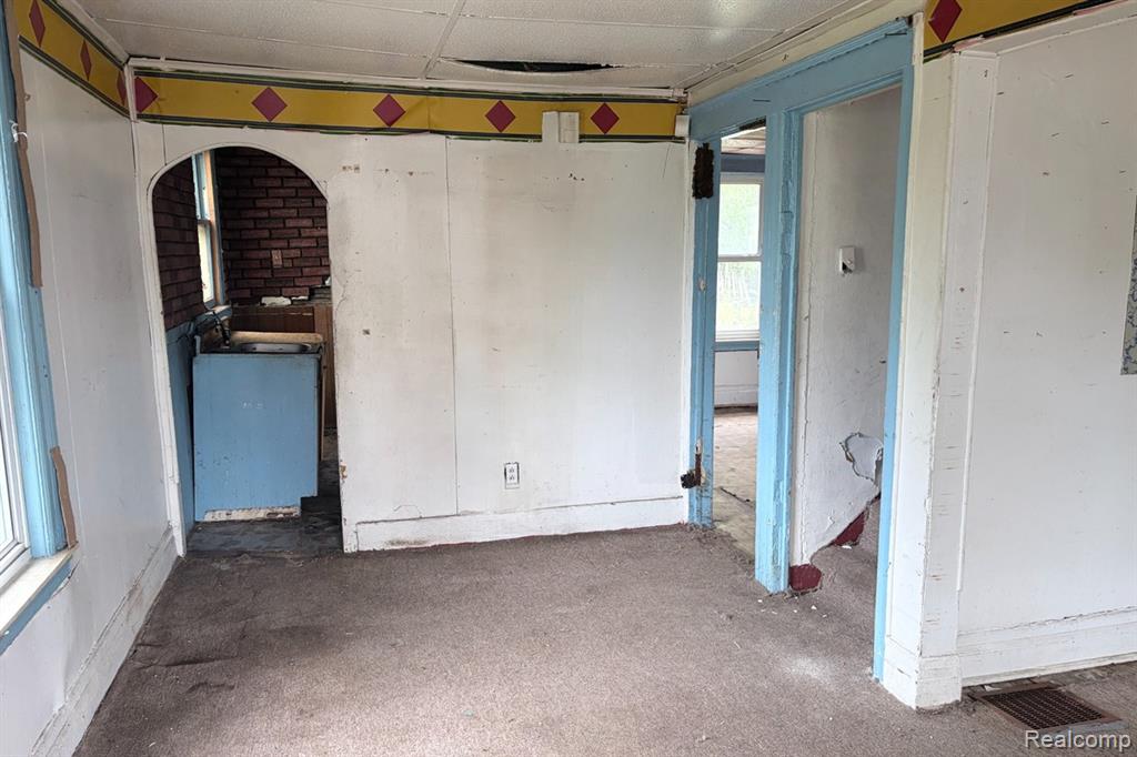 9140 Clarion Street - Photo 5