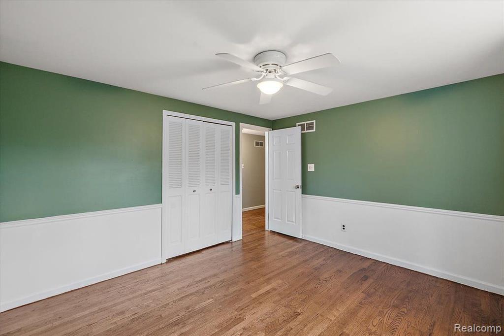 16490 OLD BEDFORD Road, Northville, MI 48168 — Photo 32