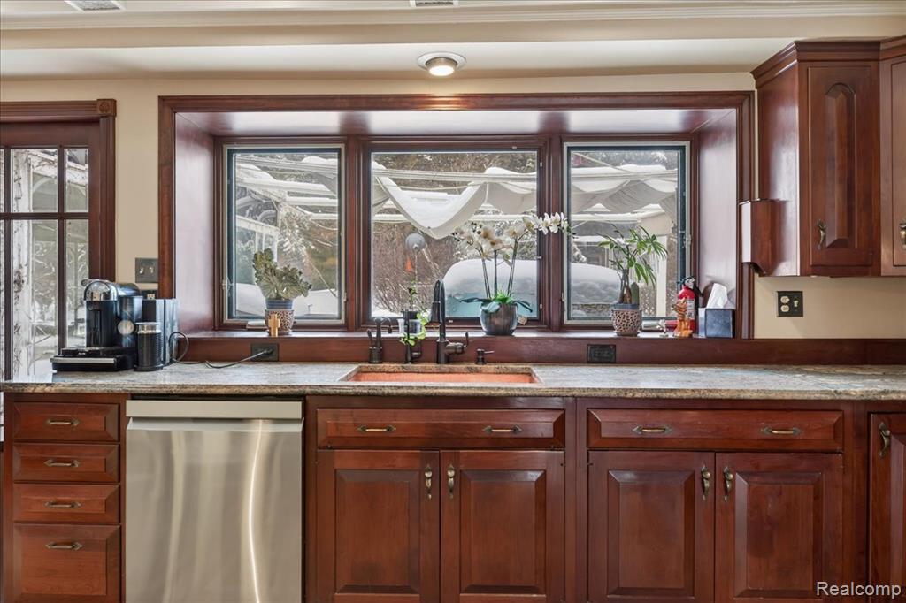 4721 Hasslick Road, North Branch, MI 48461 — Photo 23